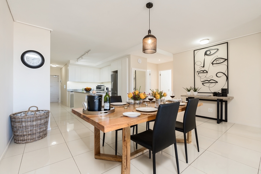2 Bedroom Property for Sale in Green Point Western Cape